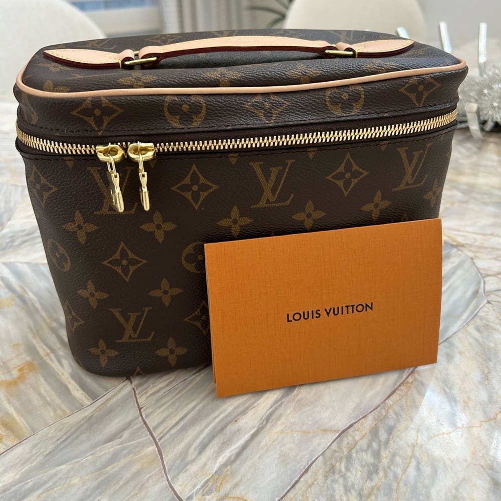 Louis Vuitton Nice Bb vanity case